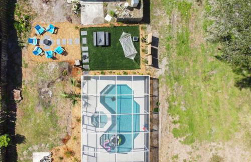 Relaxing Modern Home Sleeps 6 Pool BBQ Firepit - Foto 41