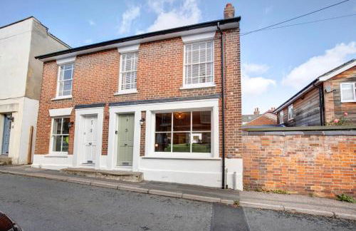 Beautifully refurbished cottage in lower Wivenhoe. - Foto 40