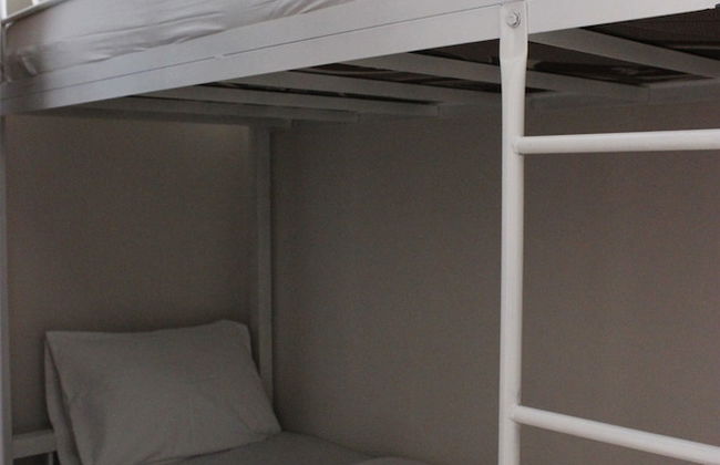 Comfy 2BR Apartment at Grand Asia Afrika Residence - Foto 2