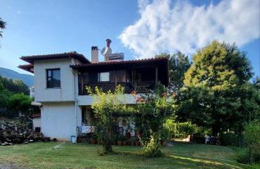 Koti Mountain House - Photo 2