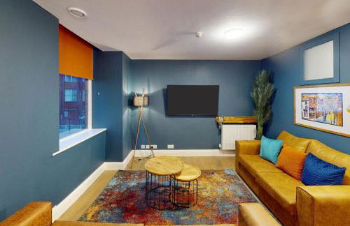 3BR, song lyrics theme, self check-in - Foto 2