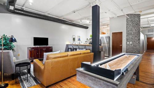 Lakefront Loft - Downtown - Shuffle Board Table - Foto 1
