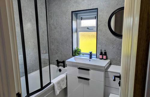 Countryside Gem, 3BR, parking, nr JCB Alton Towers - Foto 16