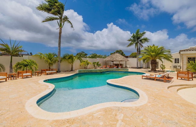 Charming Cunucu Home Pvt Pool Outdoor Kitchen - Foto 41