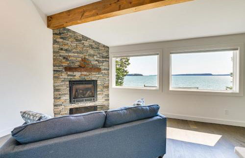 Waterfront Roque Bluffs Hideaway with Private Beach - Photo 4