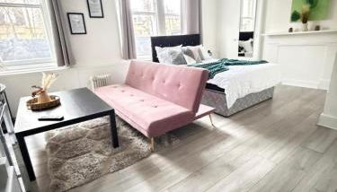 The Emerald Studio - Photo 4