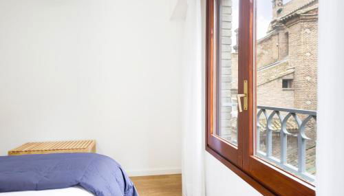 Apartamento con vistas en centro histórico - Foto 4