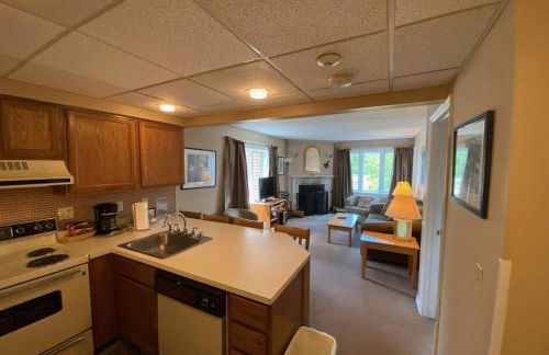 Pico Village Resort by RedAwning - Photo 10