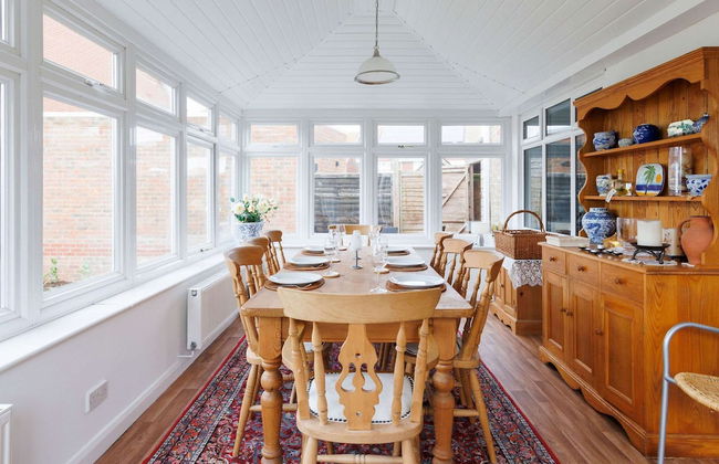 Spacious 4-bed Seaside Retreat in Selsey - Foto 16