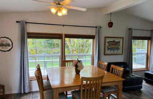 A Relaxing Getaway-A Backwoods Cabin SolDuc River - Foto 25