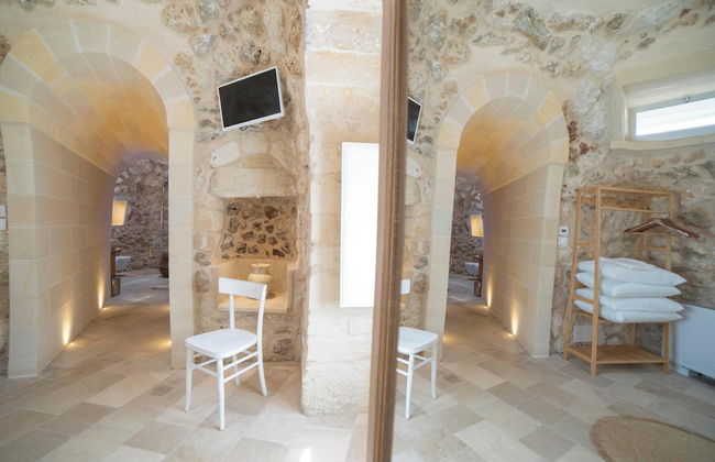 Trullo Meraviglia With Garden And Pool - Photo 29