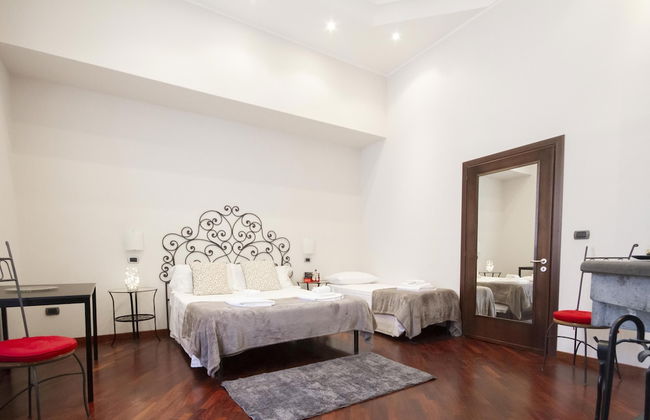 B B Residenza Malaterra - Camera Napoli Barocca - Foto 9