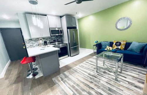 Rittenhouse Square near Kimmel Center 1BD Suite - Photo 1