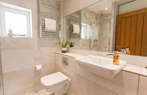 A unique house near the River Nidd in Knaresborough - Foto 16