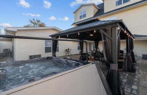 Imperial Porch Haven Cozy Fire Pit Fenced Yard - Foto 2