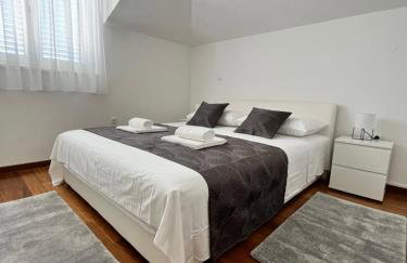 SKY - beautiful rooftop apartment with shared pool - Foto 22