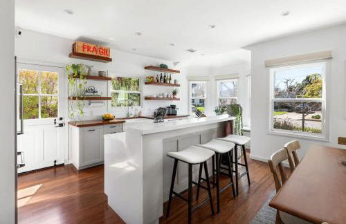 Sun-Drenched Spanish Manor Home in Mar Vista - Foto 17