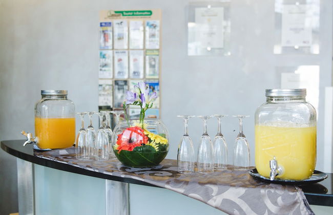 Strand Pavilion - Photo 2