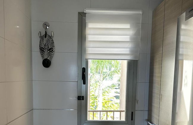 Apartment Sleeps 6 With Private Garden - Photo 27