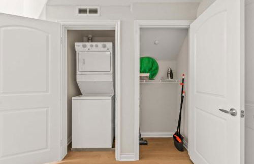 Central Irvine 1BR Loft w Work Setup by Anyplace - 11750 - Foto 16