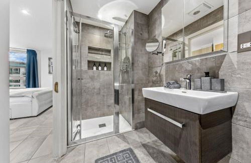 Modern 2 Bed with Balcony & London Eye Views - Foto 27