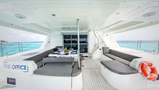 Private Boat Trip to Isla Mujeres + Open Bar - Foto 3