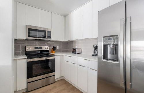 3BR Modern Downtown Apartment with Gym & Office - Foto 22