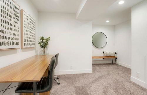 5-Bedrooms! Stylish and Modern Home, Pets Welcome! - Foto 5