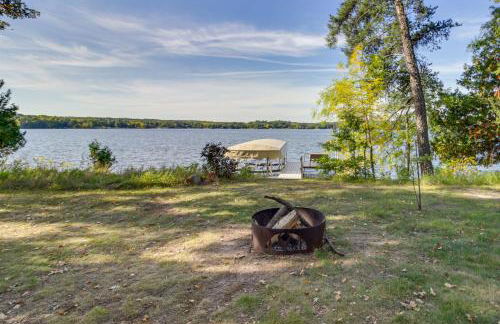 Lakefront Walker Home with Boat Dock and Lift! - Foto 26