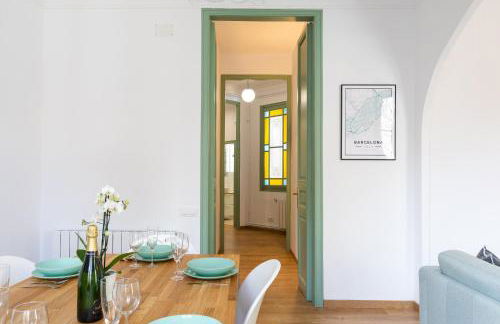 Modernist Family Apartment by PriorityVillas - Photo 26