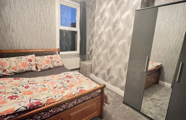 Lovely 2-bedroom Flat in London Stratford - Foto 3