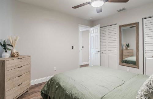 Boho retreat w pool & beach access - Foto 27