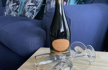 Turnberry Serviced Apartments - Photo 100