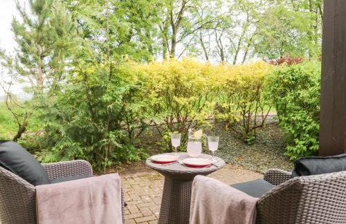 Cosy Corner in the Lakes - Photo 3