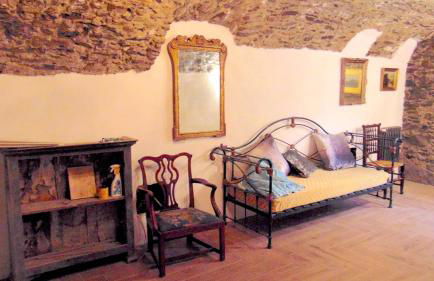 Casa Valentino in Via Liberale Isolabona Sleeps 8 Isolabona Italy - Foto 10