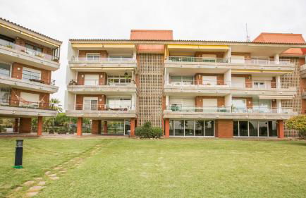 GAVA 2 BEACHFRONT PENTHOUSE - Photo 38