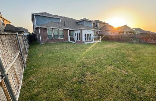 The Aubrey Escape with Fenced Backyard - Foto 33