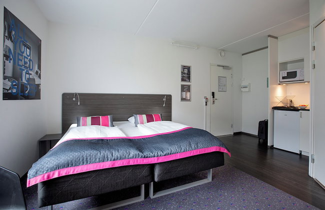 CABINN Apartments - Photo 14