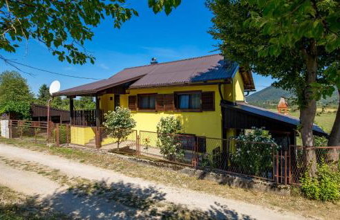 2 Bedroom Beautiful Home In Plaski - Photo 17