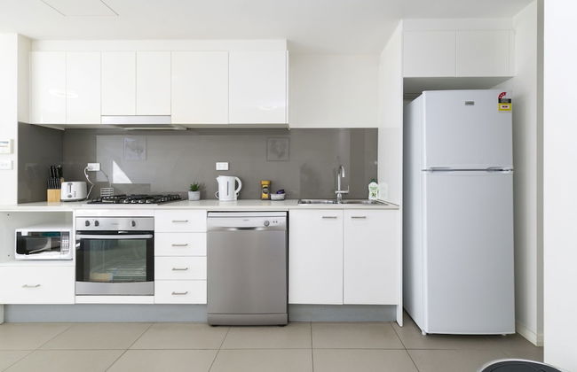 Cozy Home in Parramatta CBD - Photo 8