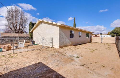 Kingman Vacation Rental with Yard and Fire Pit - Photo 27