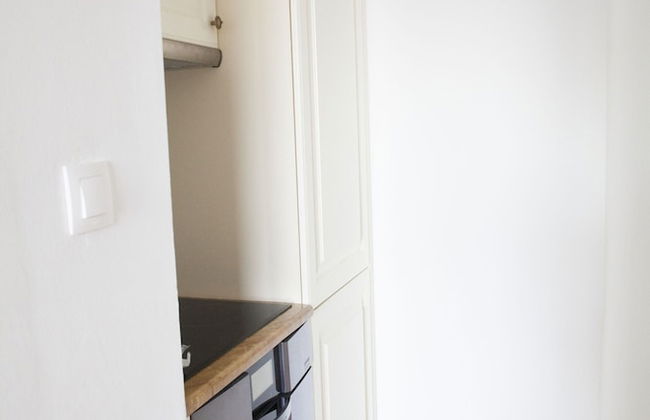 Cozy apt Within Walk Distance to Center and Beach - Photo 17