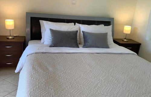 Yolanda Studios - Photo 12