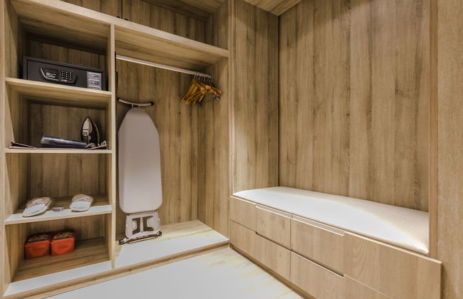 PESHT PREMIER HOTEL - Foto 29