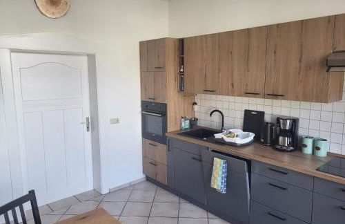 Große Wohnung im EG mit 2xAC - Photo 8