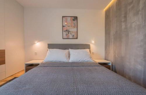 Luxury Spa Villa w Heated Pool, Jacuzzi & Sauna - Photo 46