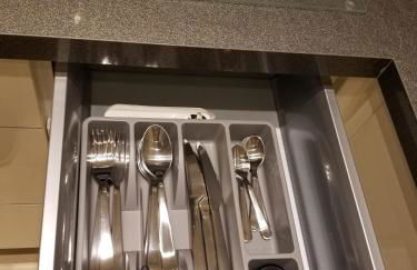 London Luxury Apartment 4 Bedroom Sleeps 12 people with 4 Bathrooms 1 Min walk from Station - Foto 18