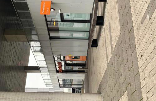 Immaculate 1-bed Apartment on the 26th Floor - Foto 23