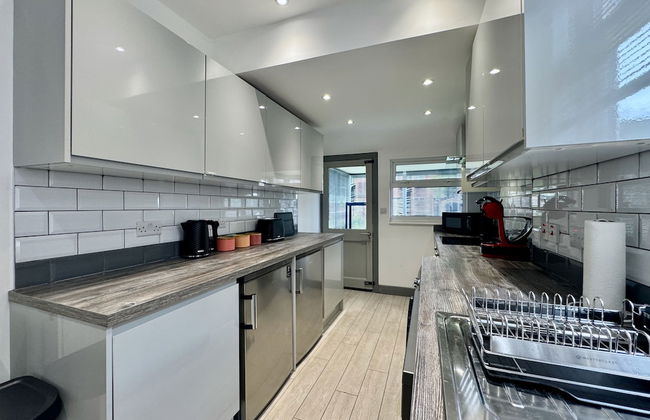 Lenhurst House - Photo 19