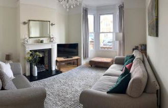 Spacious Victorian townhouse with Cathedral views - Foto 8